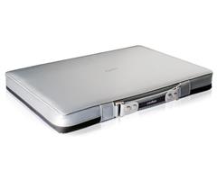 120878 Moshi 99MO010205 Moshi Codex for MacBook Pro 17&quot; s&#248;lv metallic dataveske